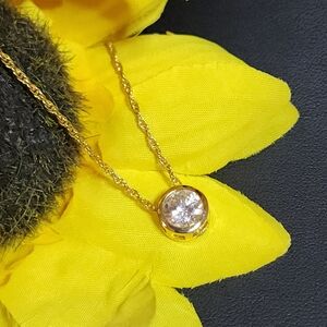 Vintage Gold Toned Necklace with Crystal Pendant